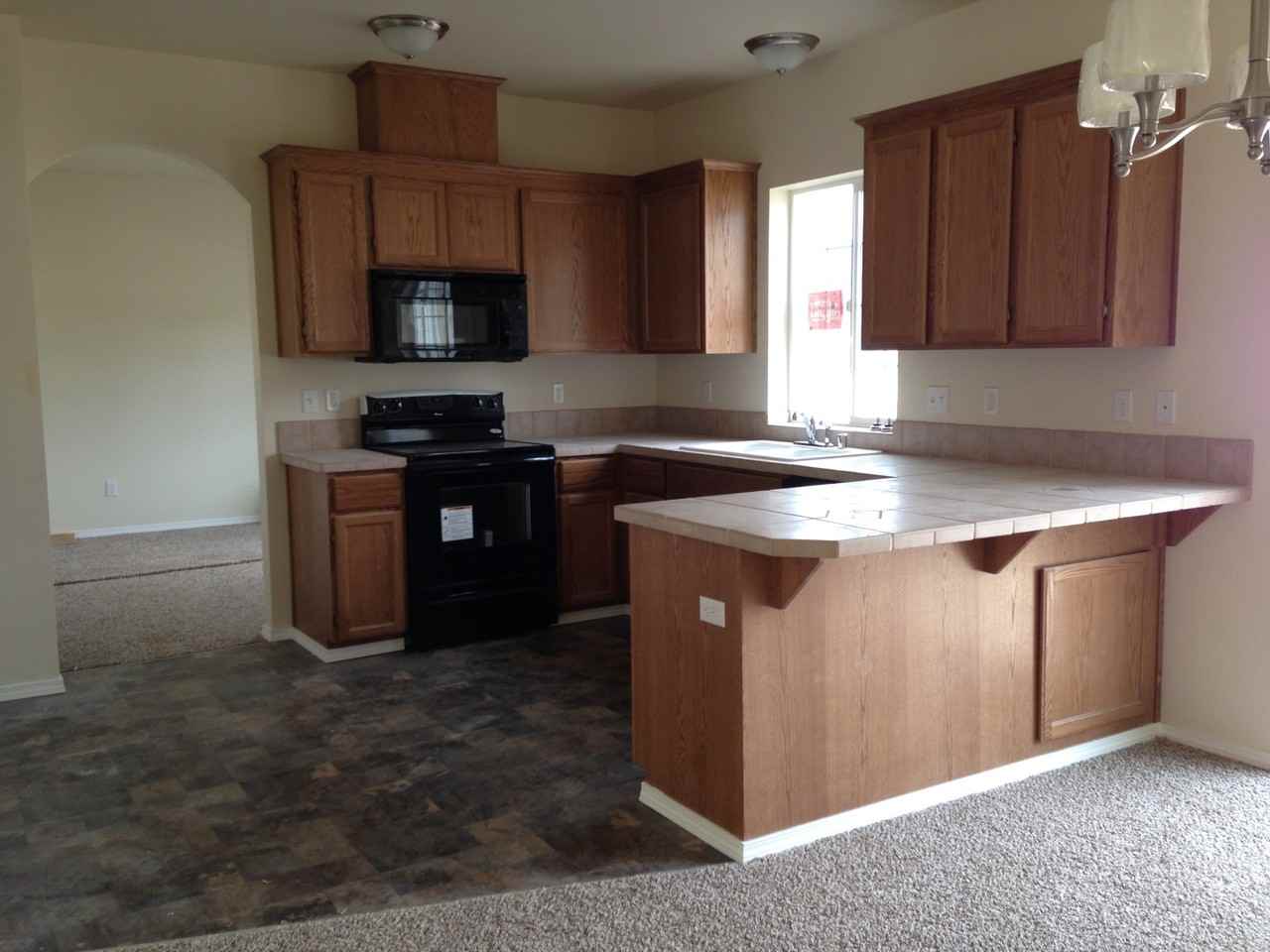 215 Mashell Ave S - Photo 2 of 7