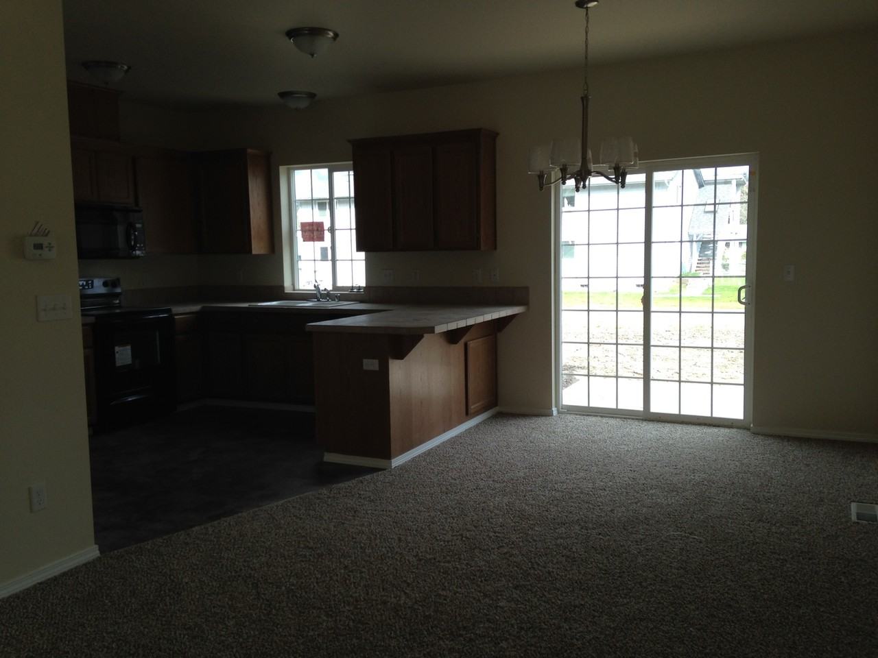 215 Mashell Ave S - Photo 3 of 7