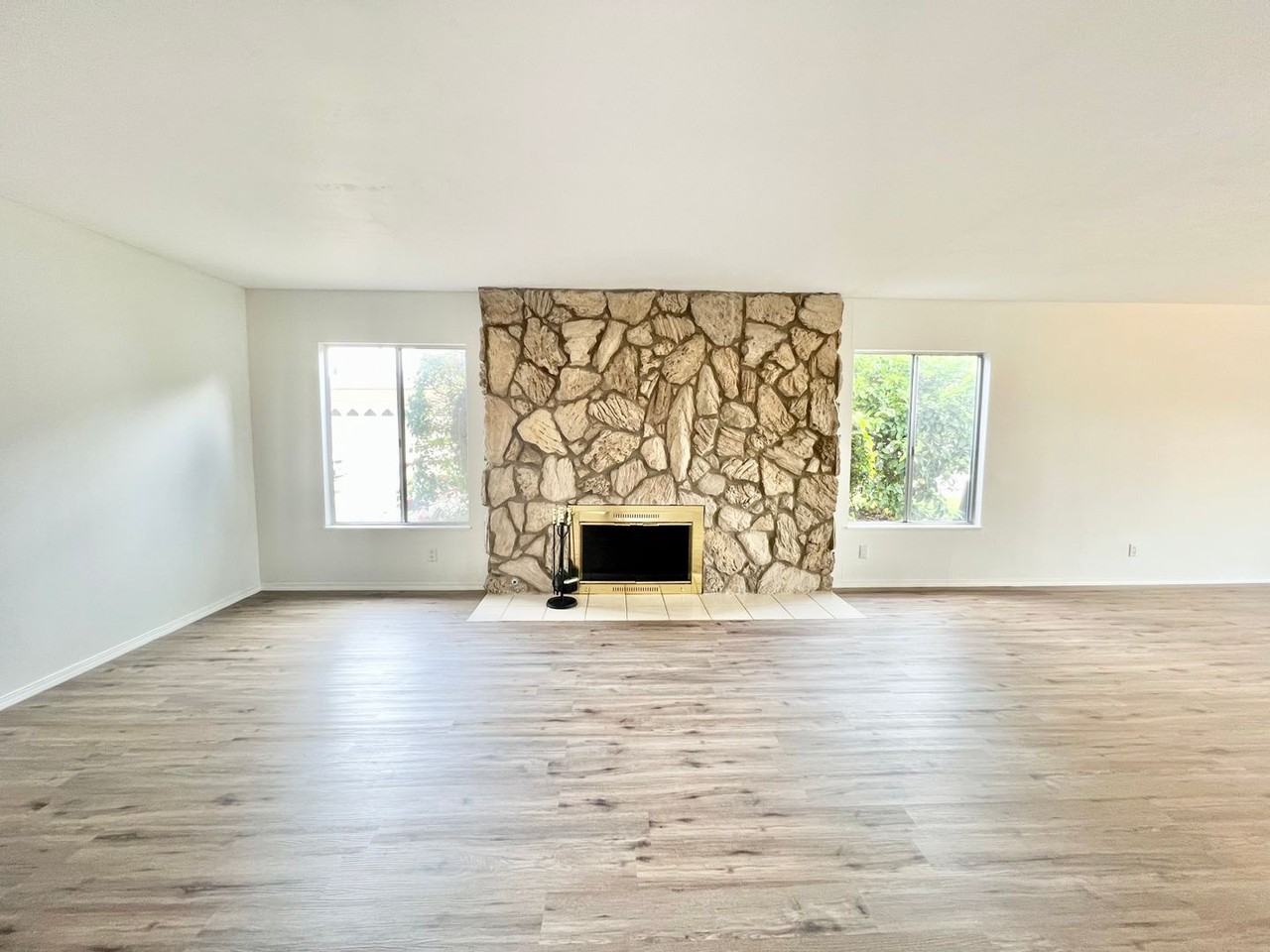 5838 Eldergardens St - Photo 2 of 25