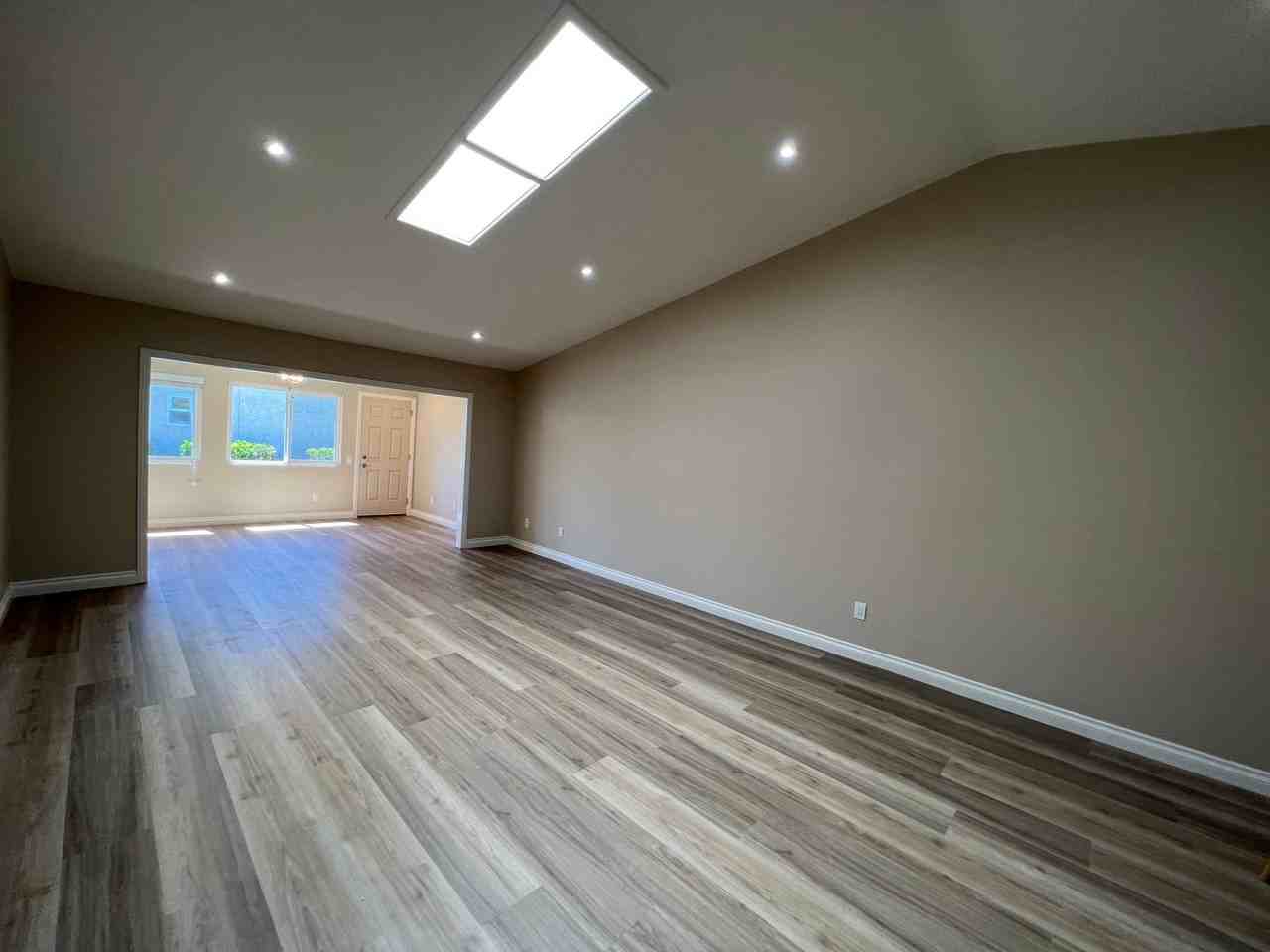 33227 Village 33 - Photo 3 of 18