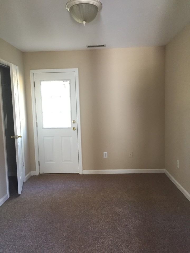 3466 3466 Hedge Dr NW - Photo 5 of 6