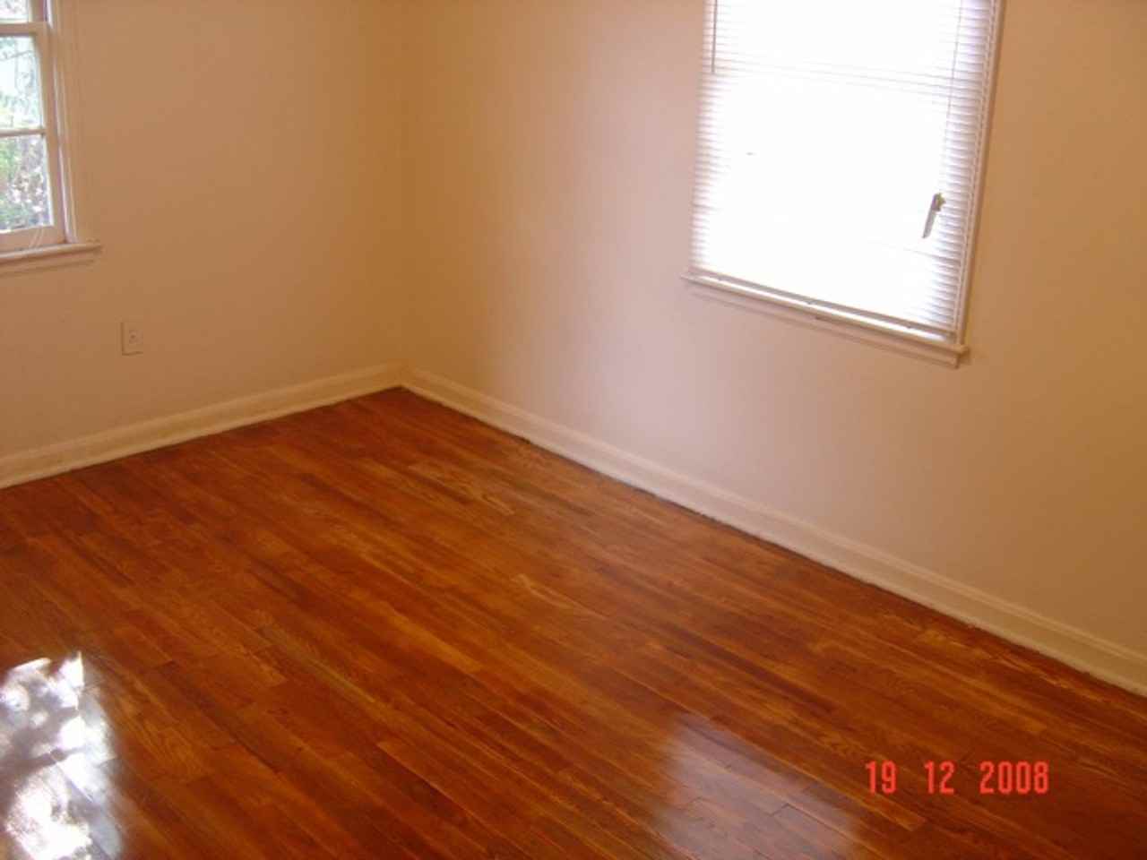 154 E 44th St - Photo 6 of 19