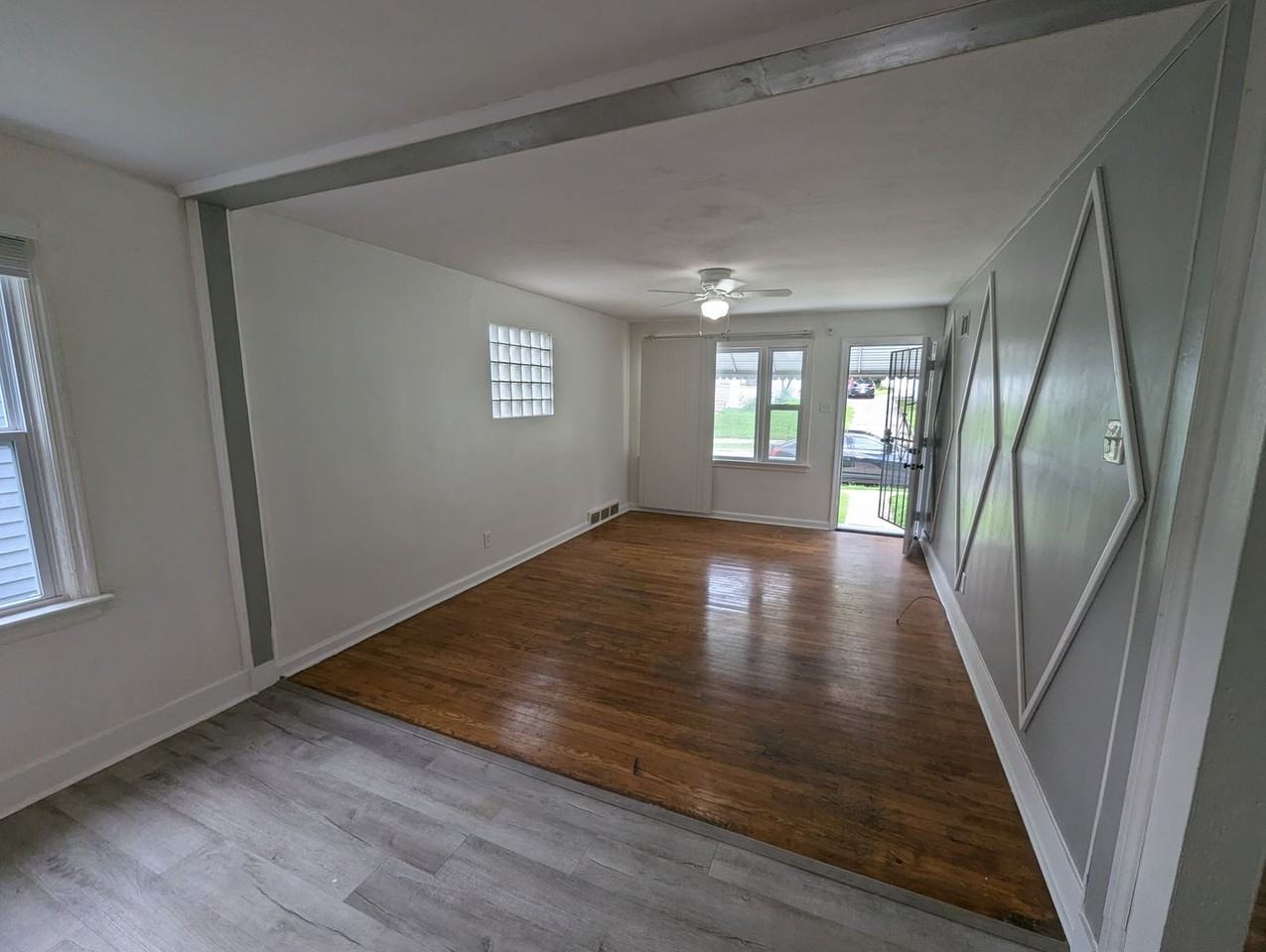 4238 Ravenwood Ave - Photo 3 of 10