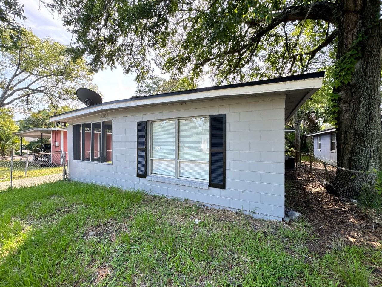 3308 Haines St - Photo 3 of 13