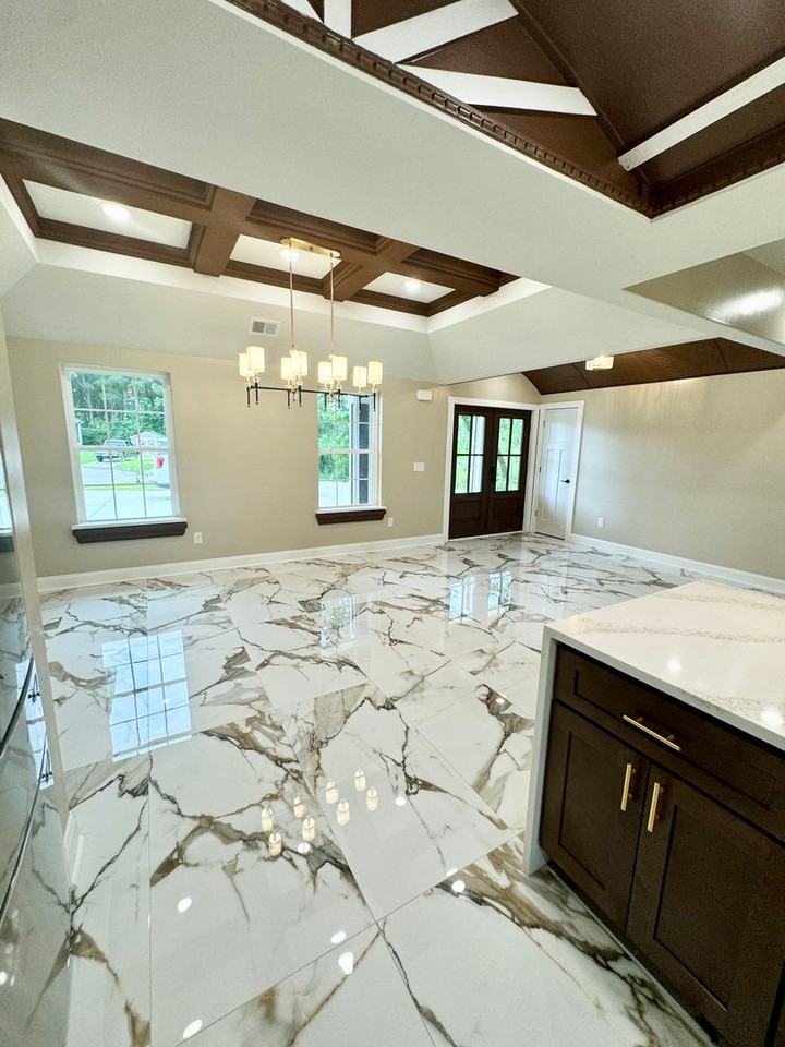 400 Blue Rock Dr - Photo 4 of 41