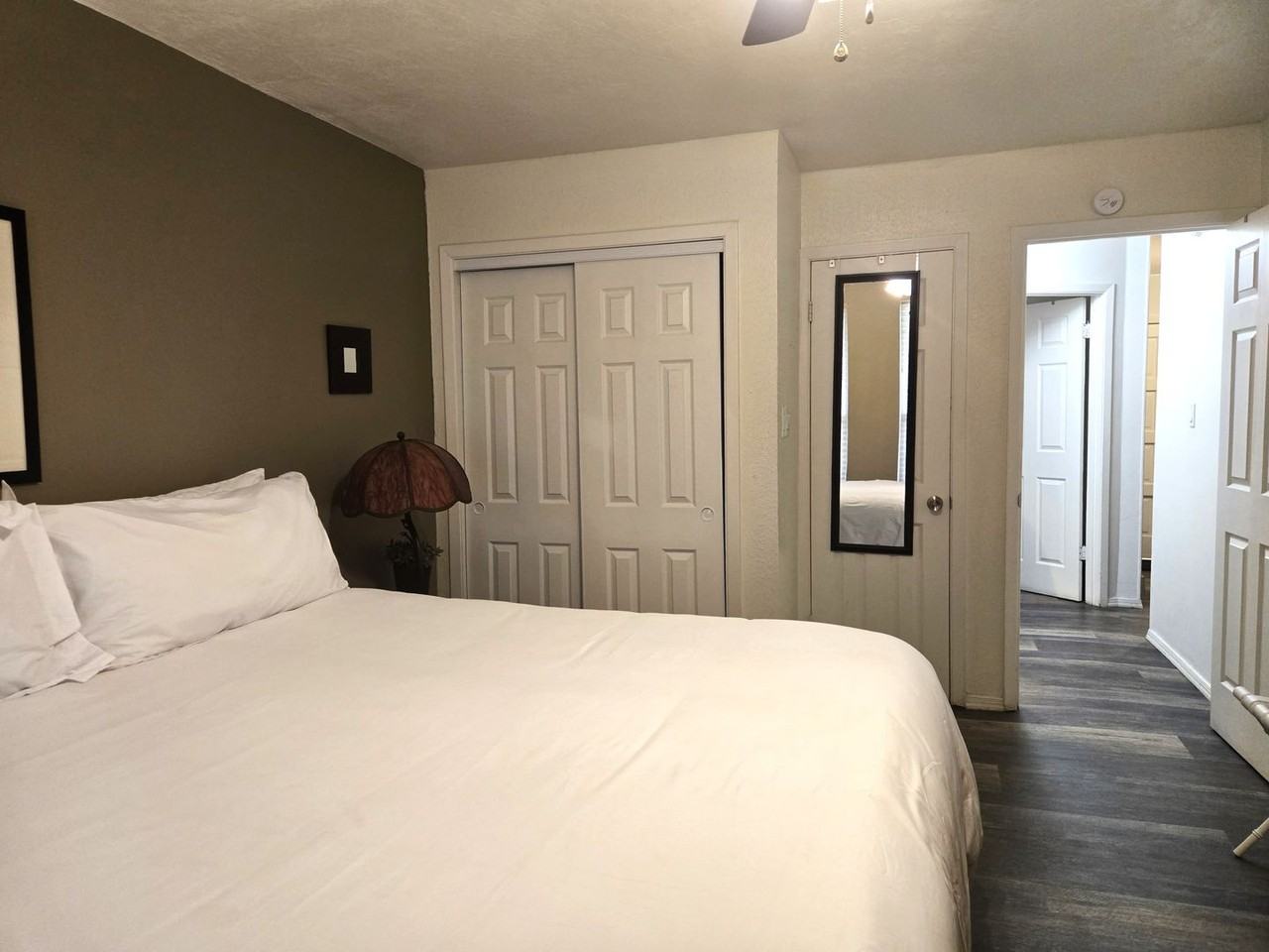 220 Lookout Dr - Photo 3 of 17