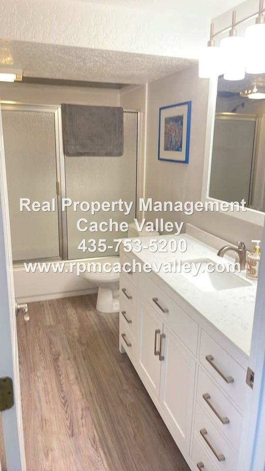 158 Silver Fox Cir - Photo 3 of 41