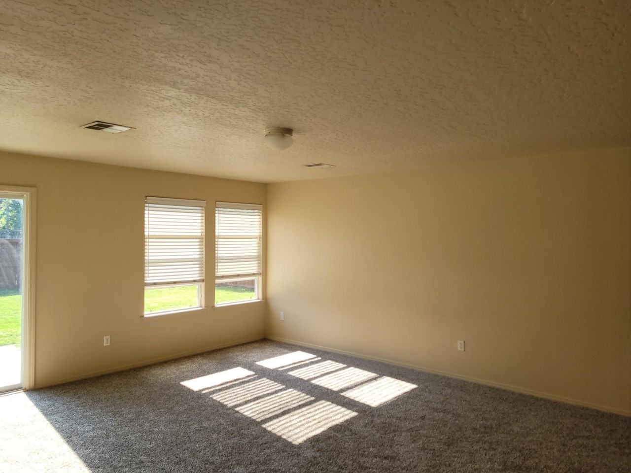 4450 N Mooney Falls Way - Photo 3 of 17