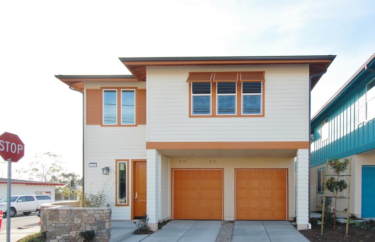 2739 S. El Camino Real - Photo 2 of 23