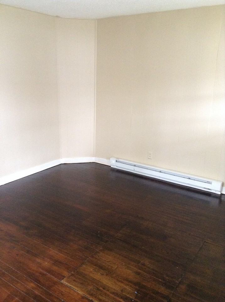 720 Warren St #B - Photo 6 of 23