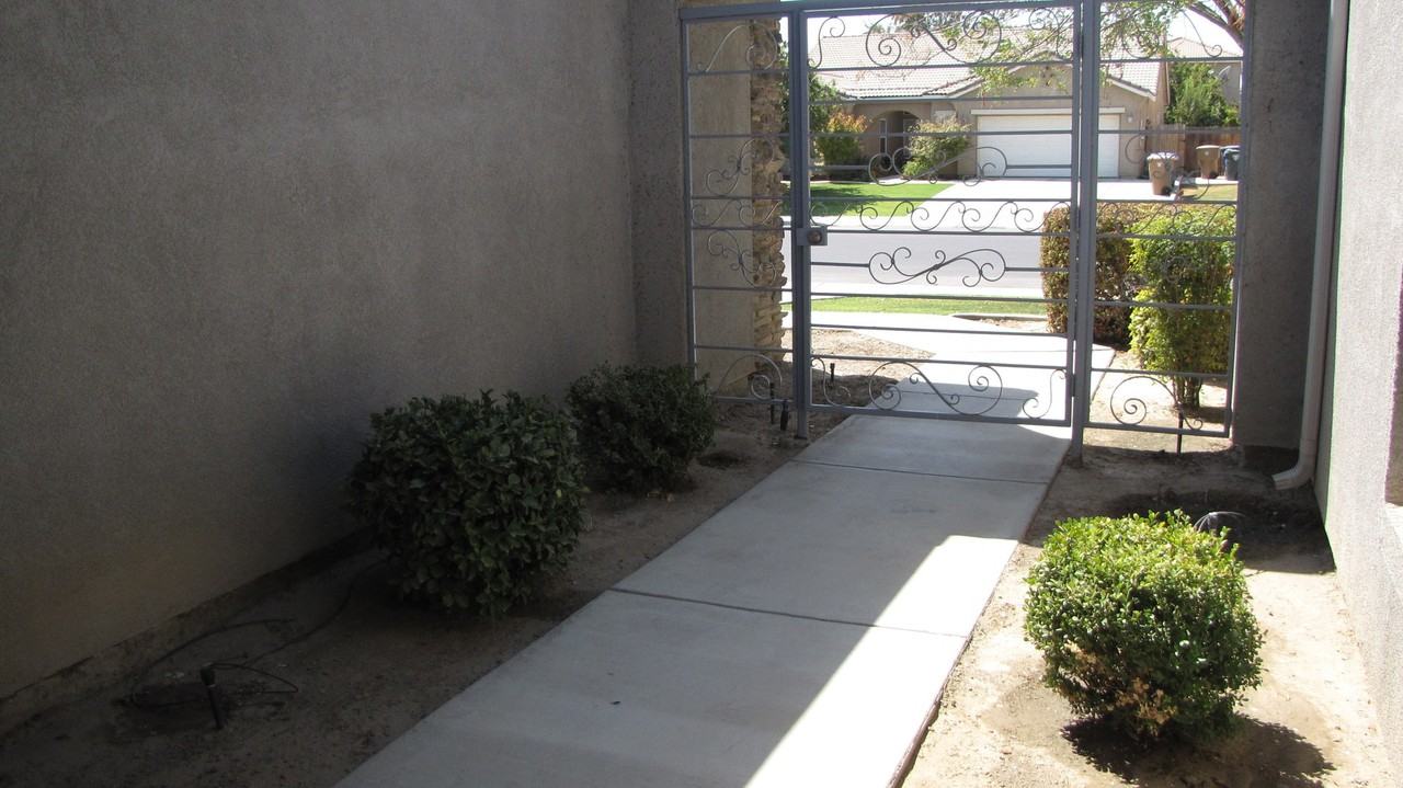 5008 Vista Del Mar Ave - Photo 3 of 26