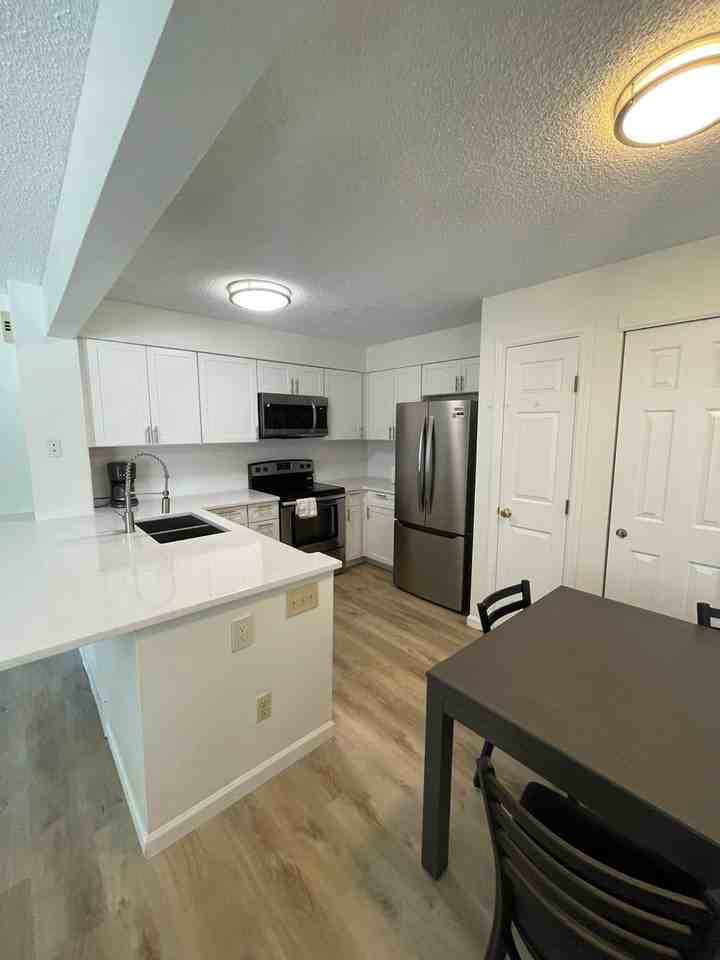 4833 White Rock Cir - Photo 3 of 15