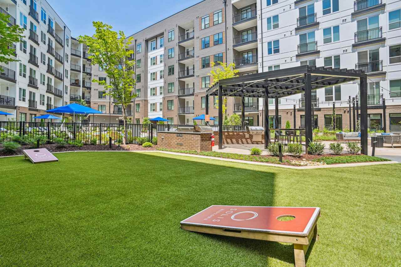 Solis Midtown - Photo 3 of 50