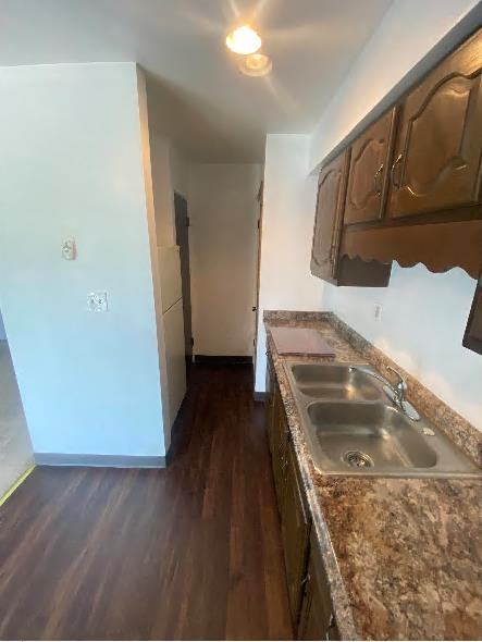 101 Wildwood Dr Apt 4 - Photo 4 of 7