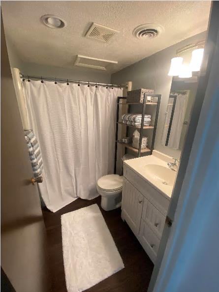101 Wildwood Dr Apt 4 - Photo 7 of 7