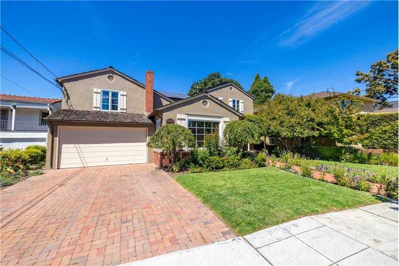 1010 Glen Dr - Photo 2 of 49