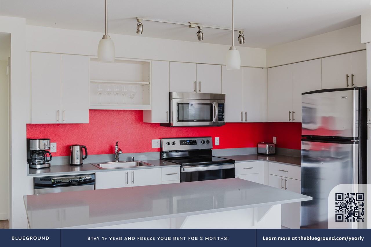 330 3rd Avenue West - Photo 7 of 21