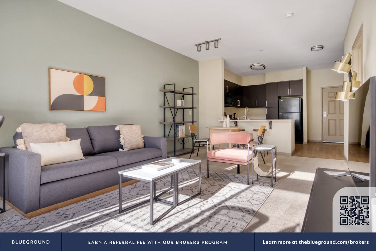 5200 Iron Horse Parkway - Photo 5 of 20