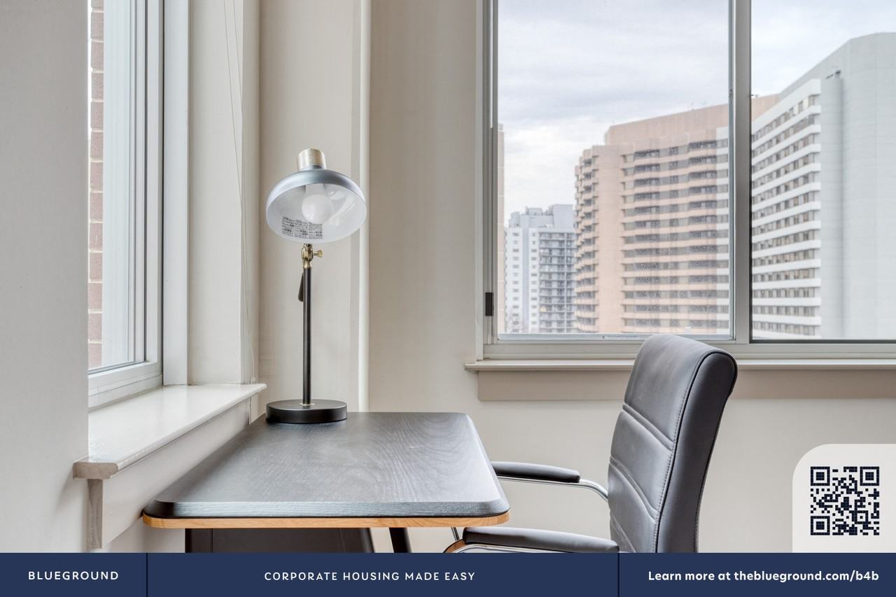 505 18th Street South - Photo 5 of 38