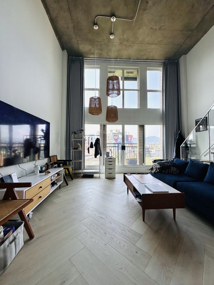 22 East Cordova Street - Photo 3 of 24