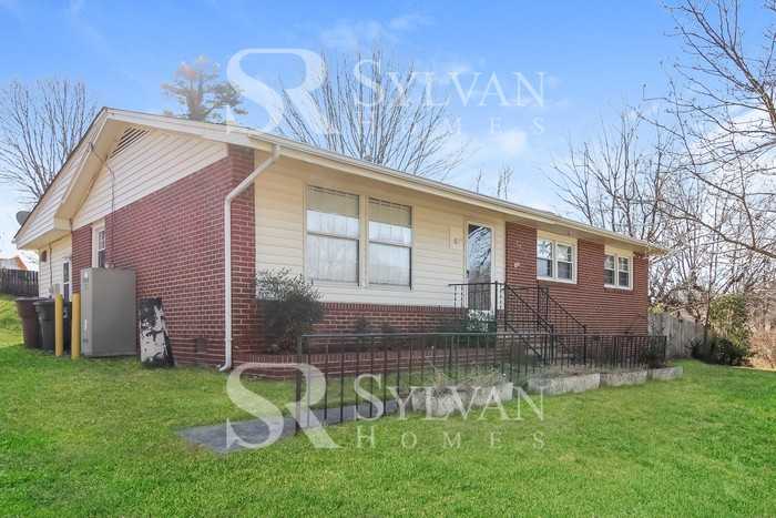 3210 Harte Pl - Photo 2 of 15