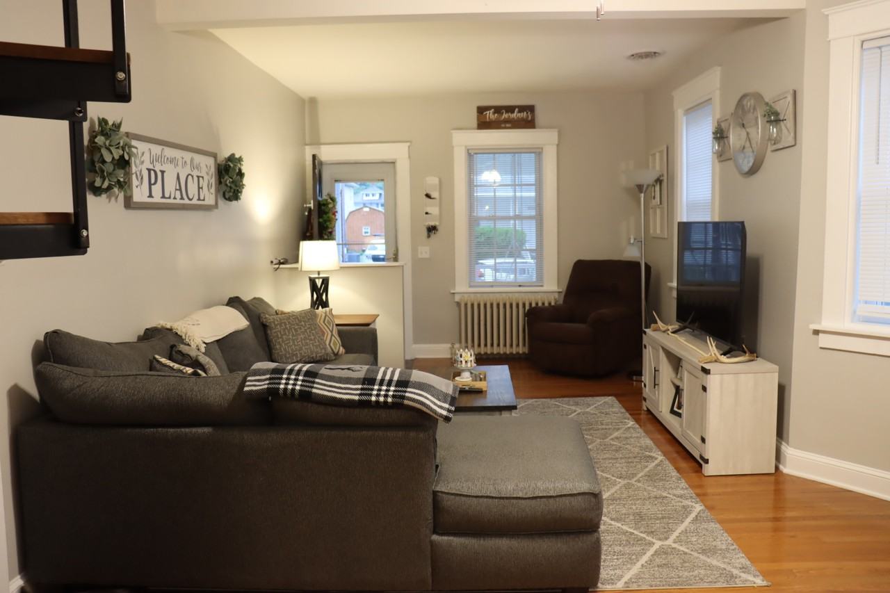 1323 Maple Ave #A - Photo 2 of 17