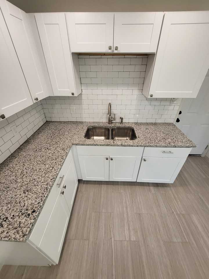2417 Castroville Rd #2101 - Photo 5 of 26