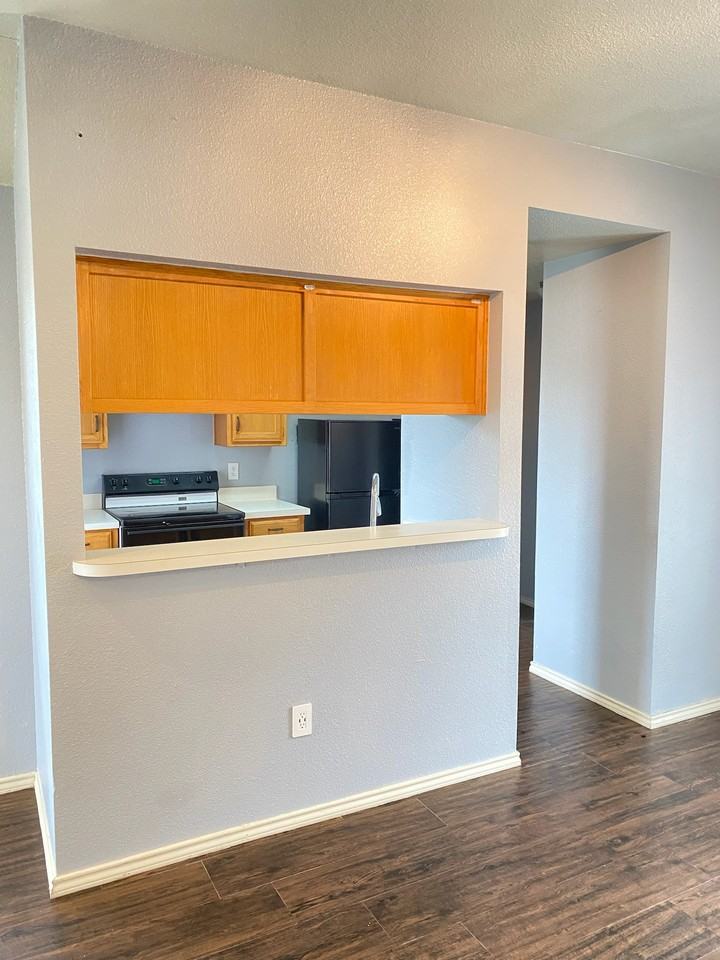 3109 Inglewood St #NA - Photo 2 of 13