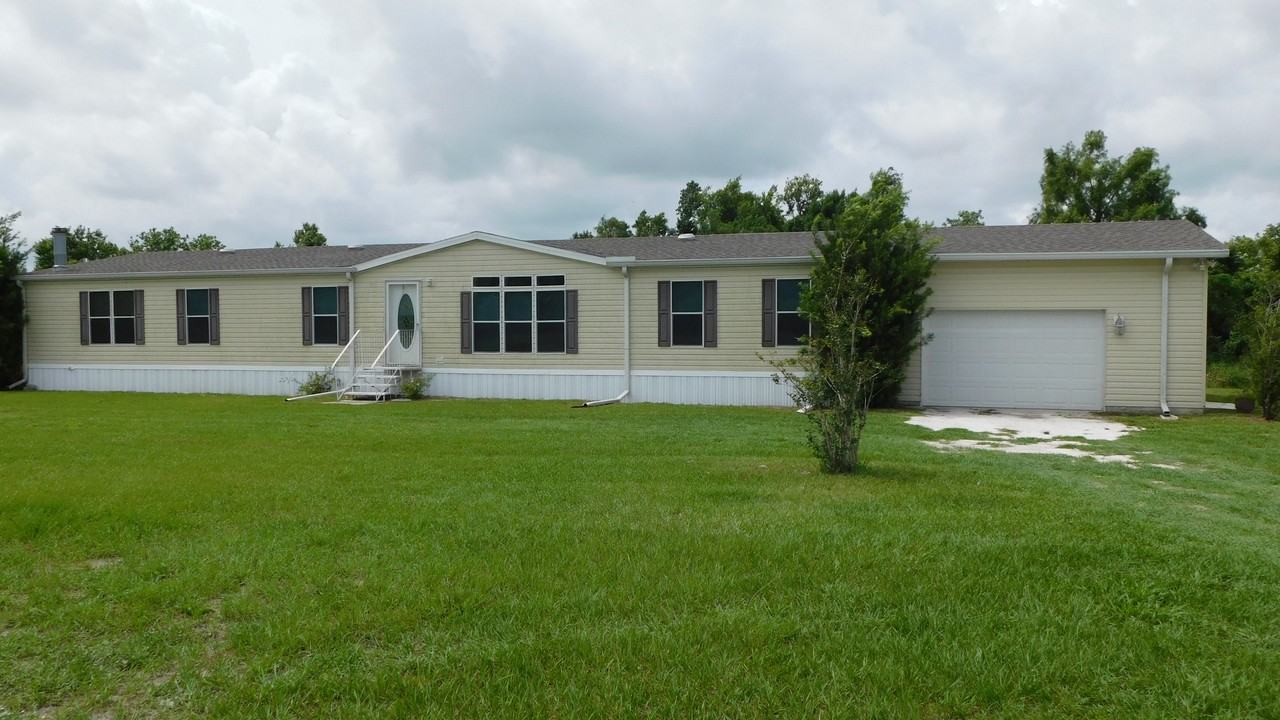 11018 Sw Thornton Ave #NA - Photo 2 of 14