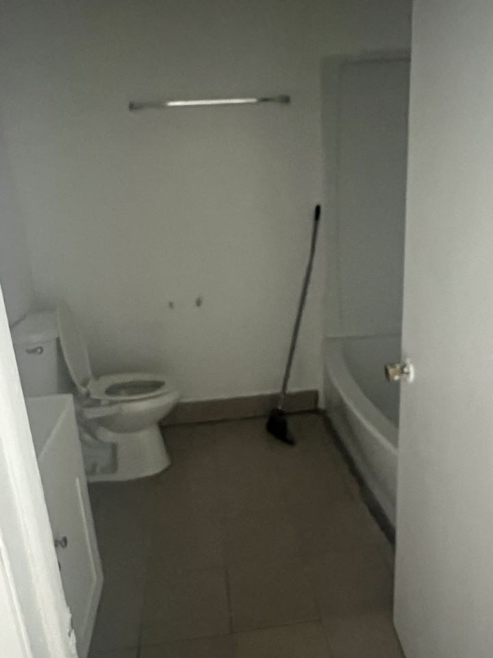 1123 Kaye Ct #1123 - Photo 2 of 3