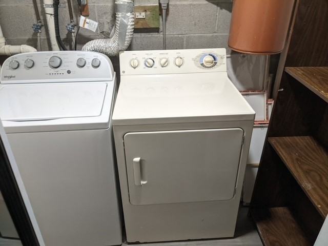 1210 Pine Cone Ct #B - Photo 3 of 11