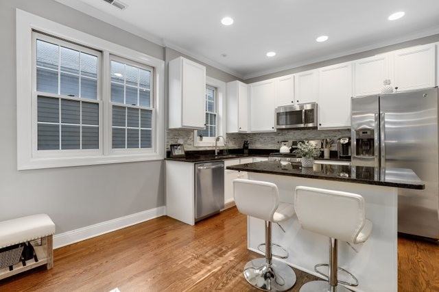 2838 N Damen Ave #2 - Photo 5 of 21