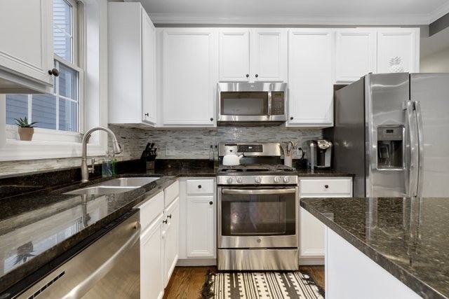 2838 N Damen Ave #2 - Photo 6 of 21