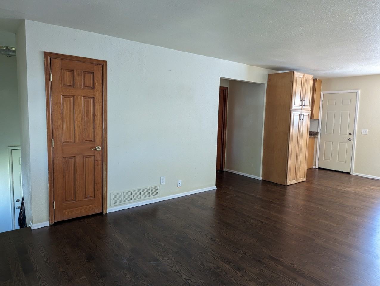 10455 Independence Cir #NA - Photo 5 of 36