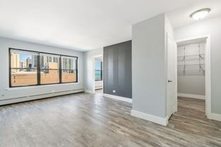 5858 N Sheridan Rd - Photo 1 of 1