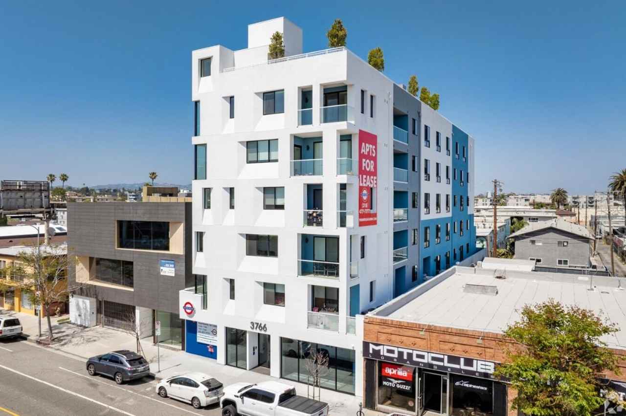 Sloane Square - Photo 4 of 4