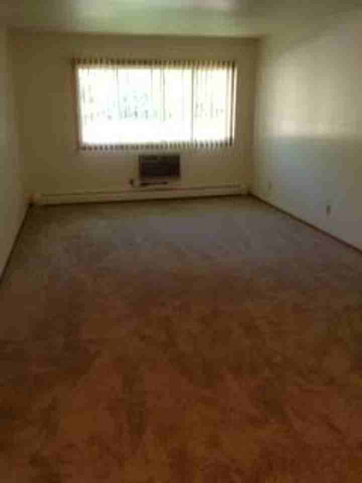 One and Two Bedroom Units located at 2821 Boles St in Wisconsin Rapids - Photo 5 of 16