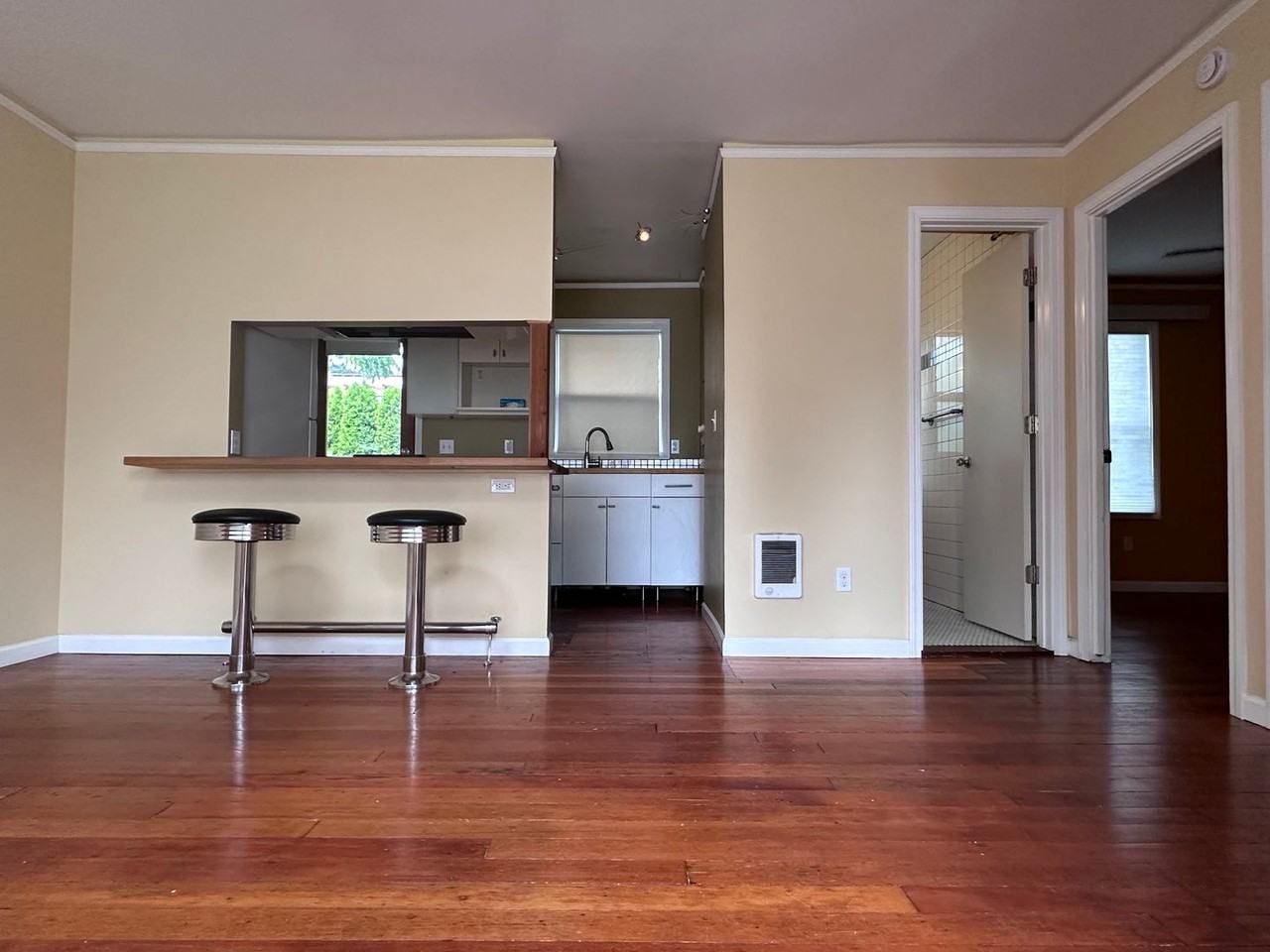 4801 Ne 50th Pl - Photo 3 of 11