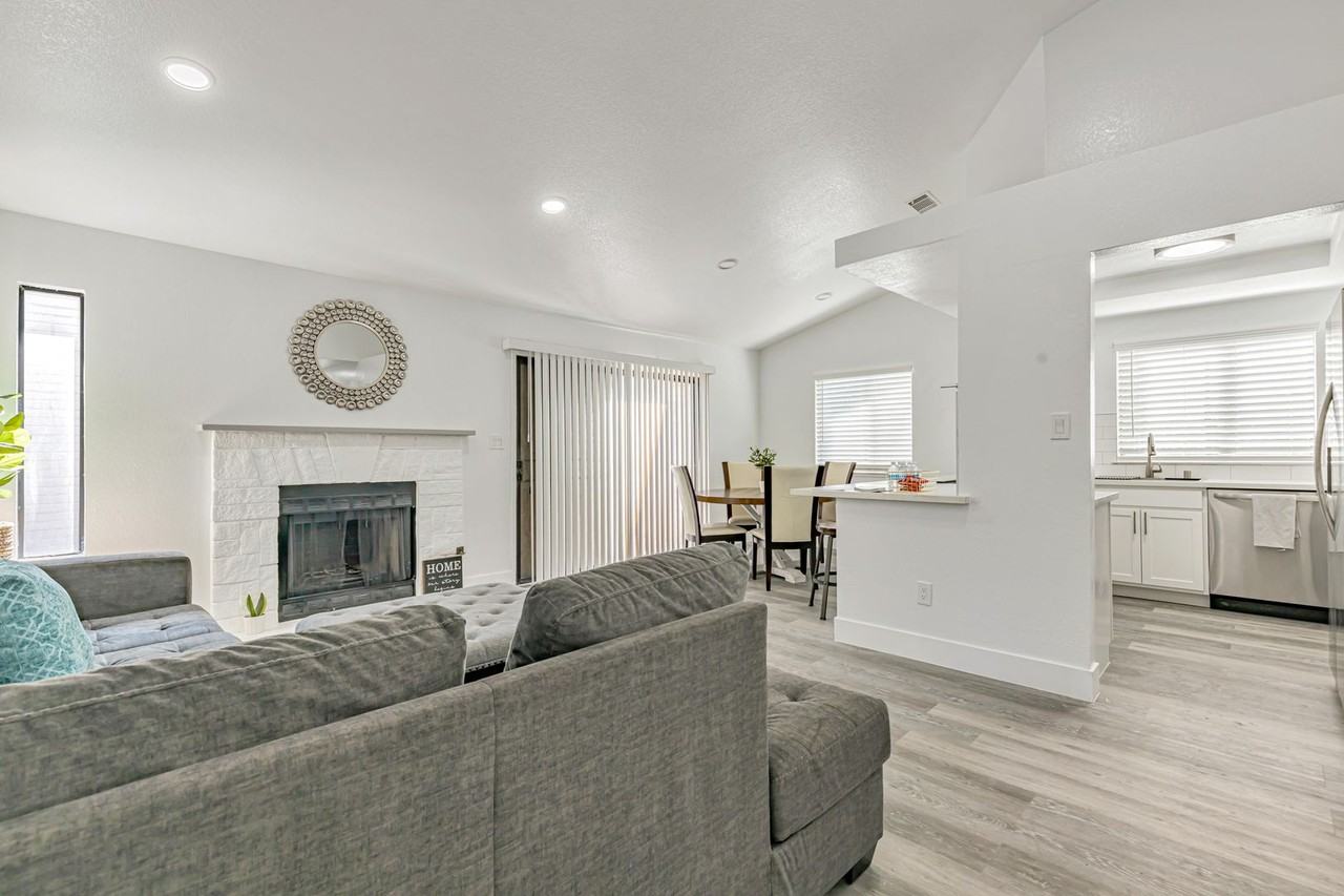 Parkview Living, LLC - Photo 3 of 16