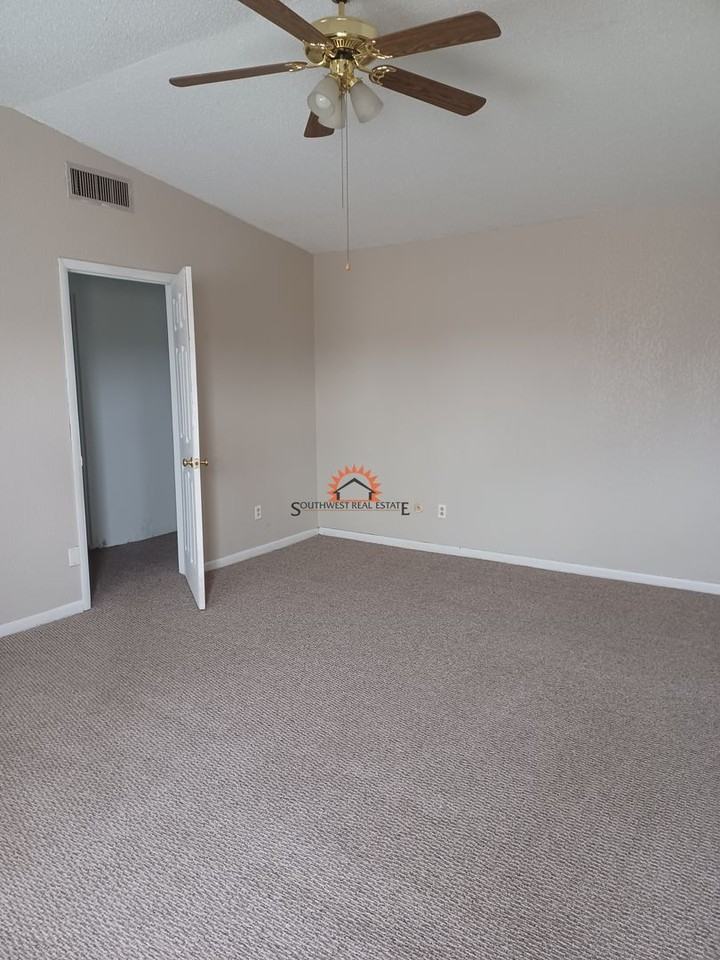 620 Starlite Dr - Photo 6 of 18