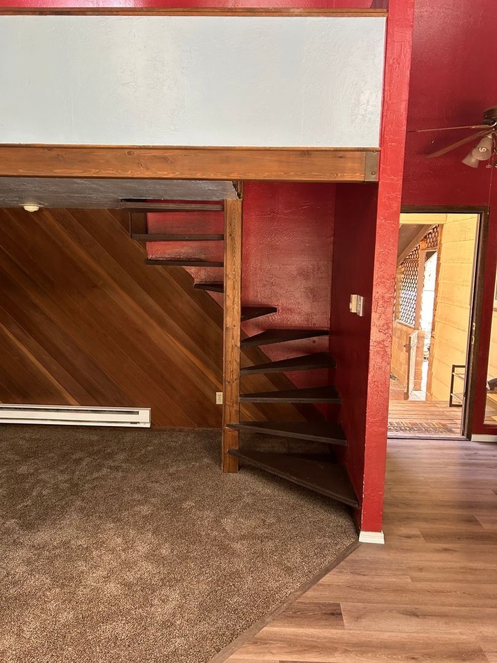 3886 Canyon Loop - Photo 3 of 21