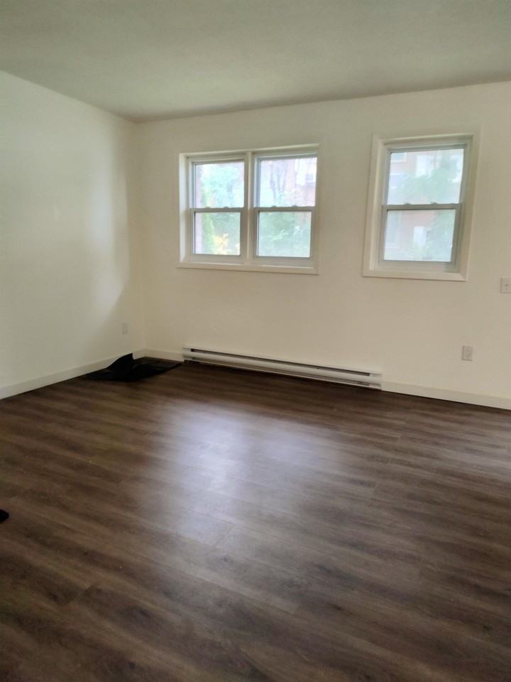 1 Coachwood Rd #1 - Photo 2 of 9