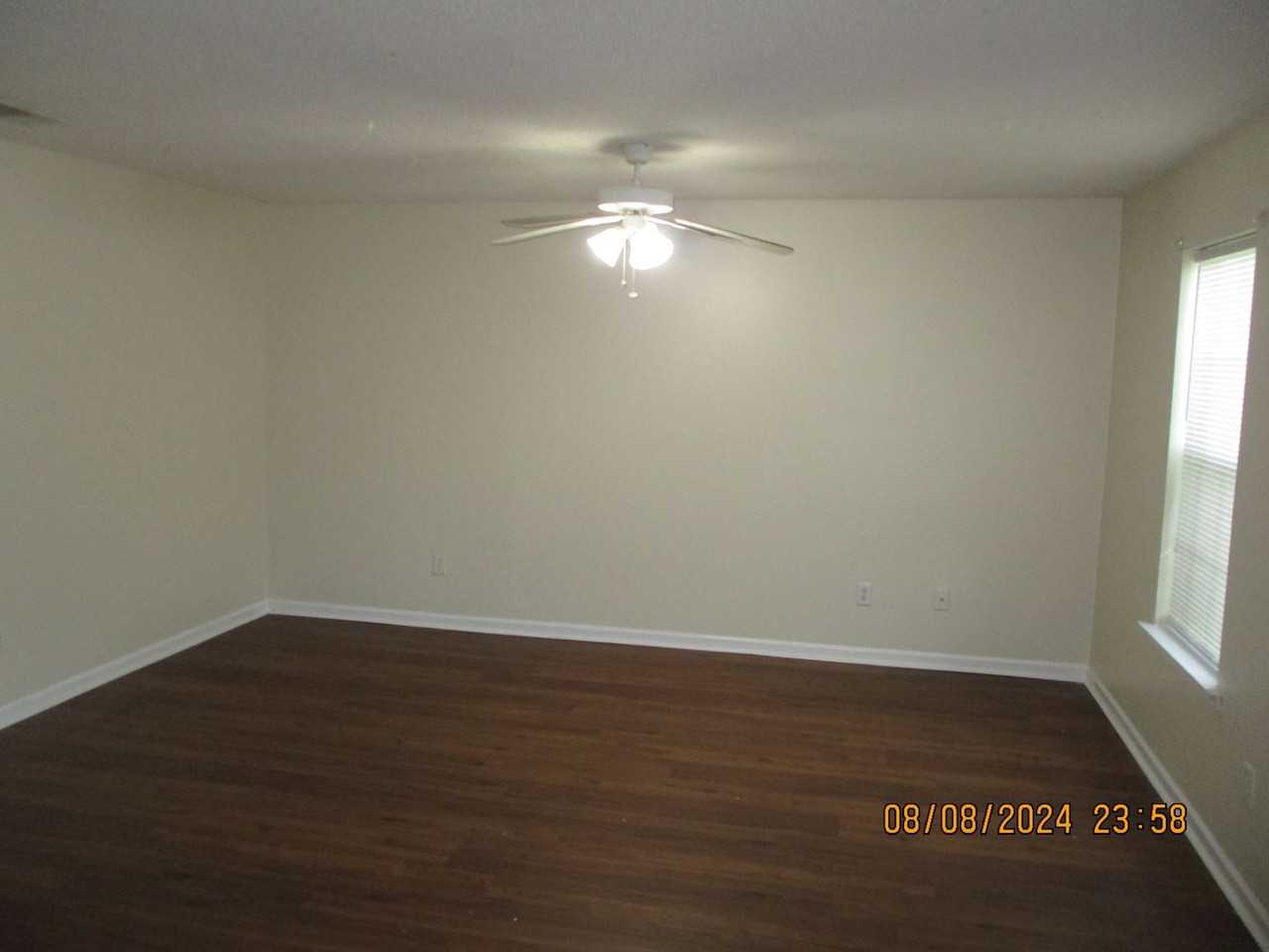 142 Westcott Ln - Photo 2 of 15