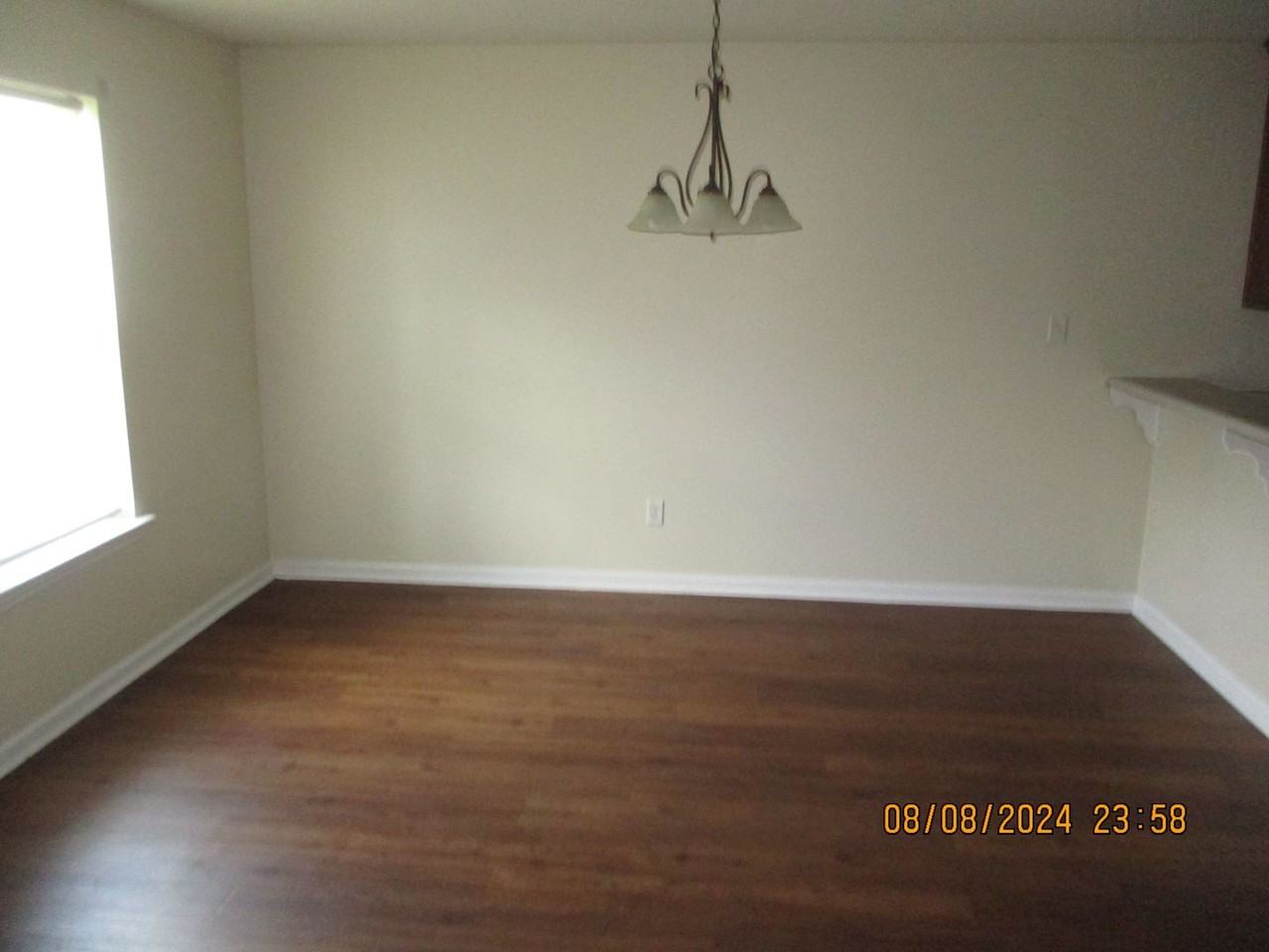 142 Westcott Ln - Photo 3 of 15