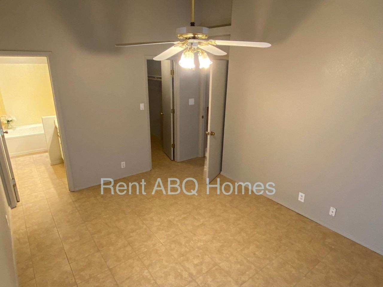 1216 Diamond Pl Sw - Photo 5 of 7