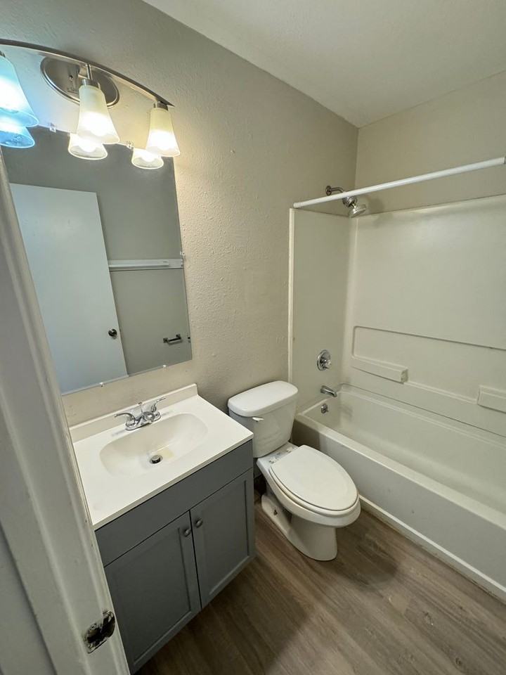 1300 Old Concord Rd - Photo 7 of 12