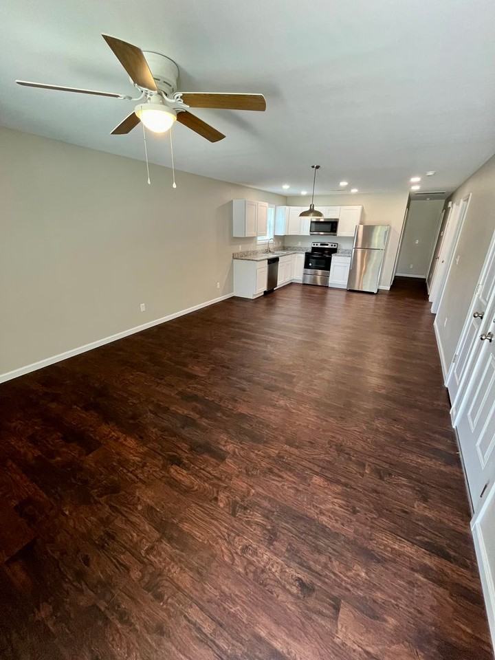 593 Sappington Bridge Rd - Photo 2 of 11