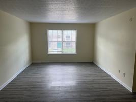 featured image of 100 Barnwood Ln