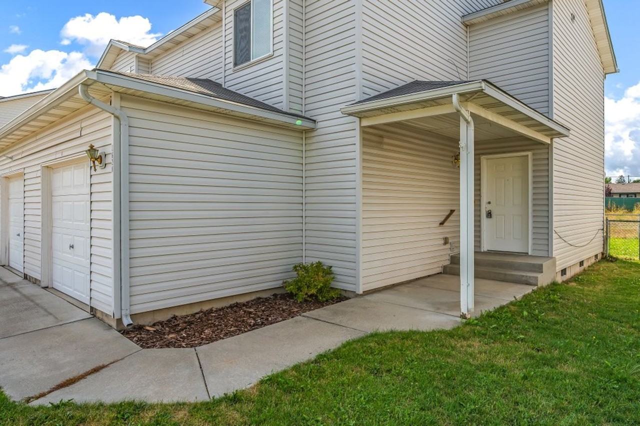 1620 E Coeur D Alene Ave - Photo 2 of 21