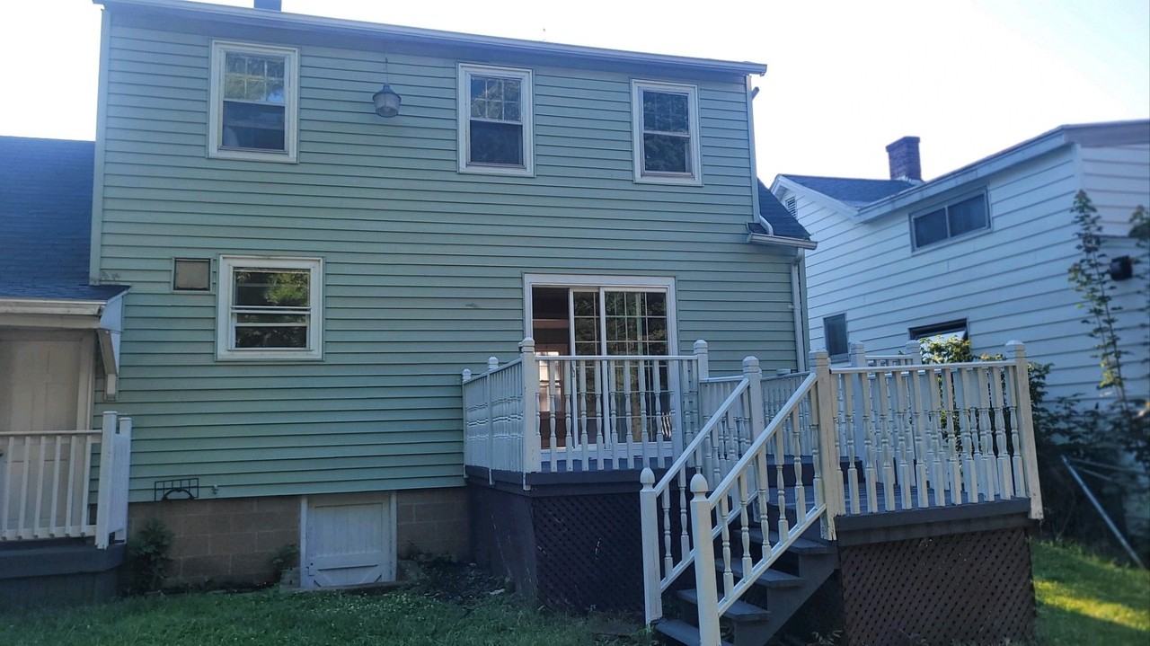 17 Mann St - Photo 7 of 9